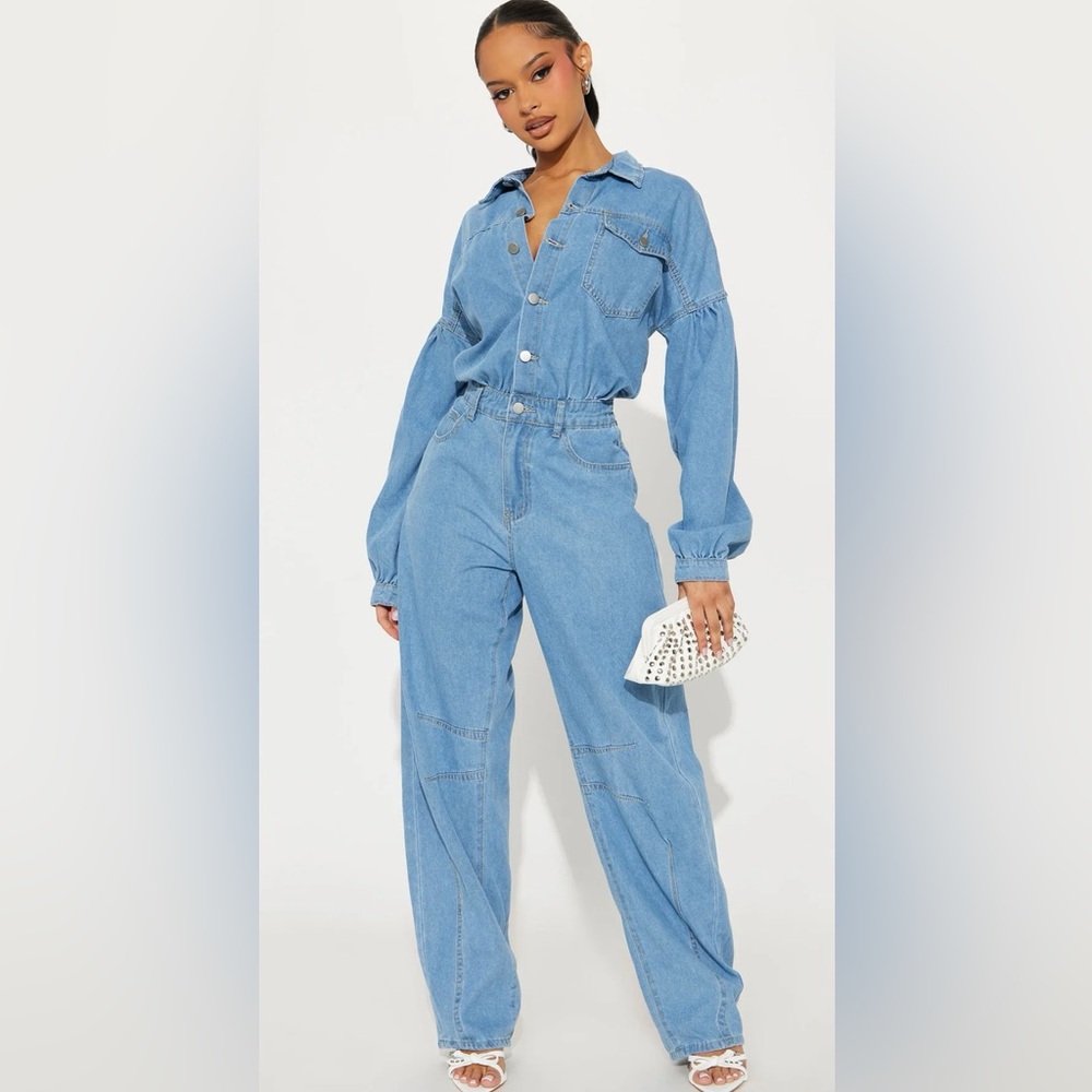 Fashion Nova Blue Flare Wide Leg Jeans